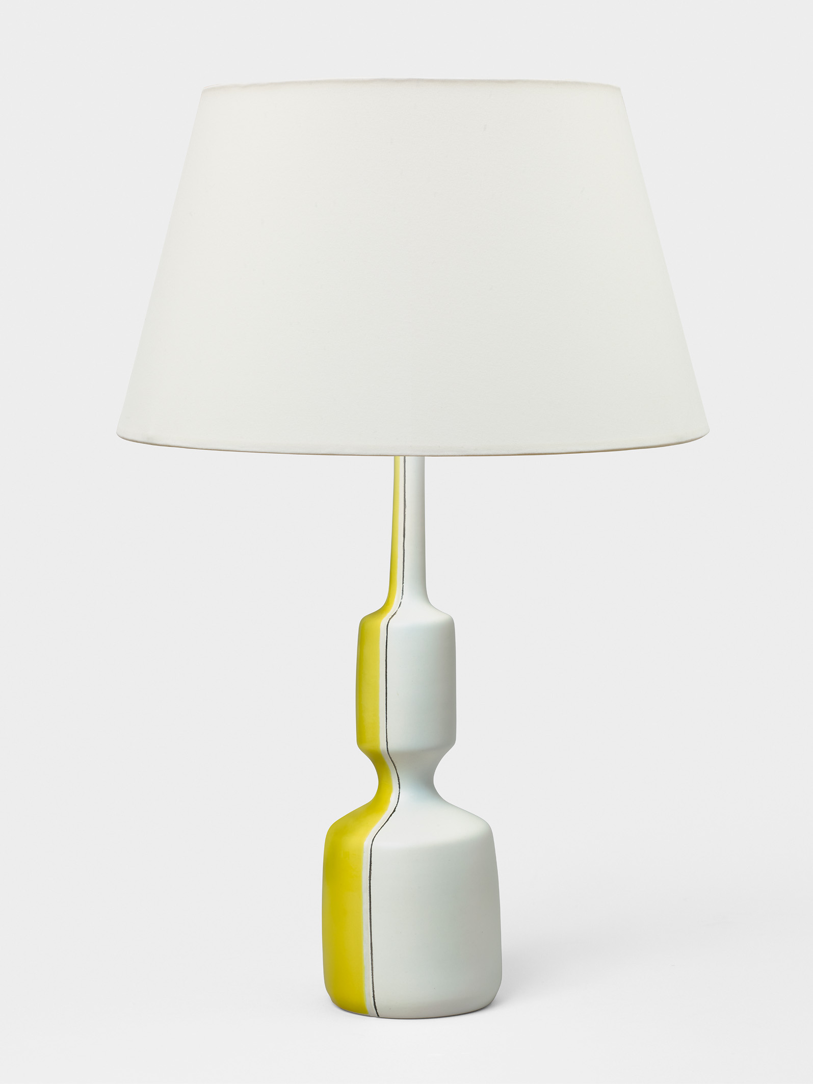 GATARD_LAMPE_BLANC_JAUNE_FACEB_ABAT