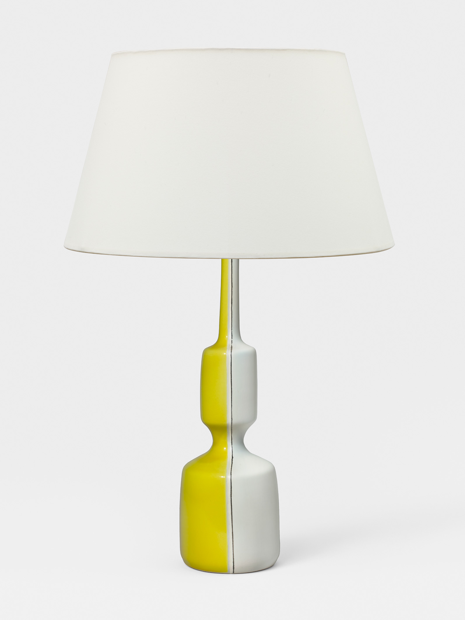 GATARD_LAMPE_BLANC_JAUNE_PROF_ABAT