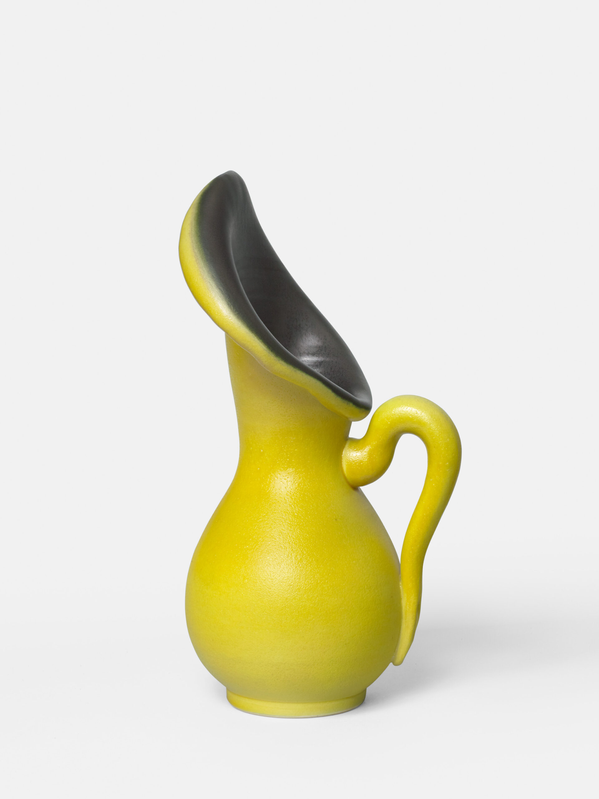 CHAMBOST_VASE_PICHET_ARUM_837_JAUNE_AGRUME_NOIR_FACEA