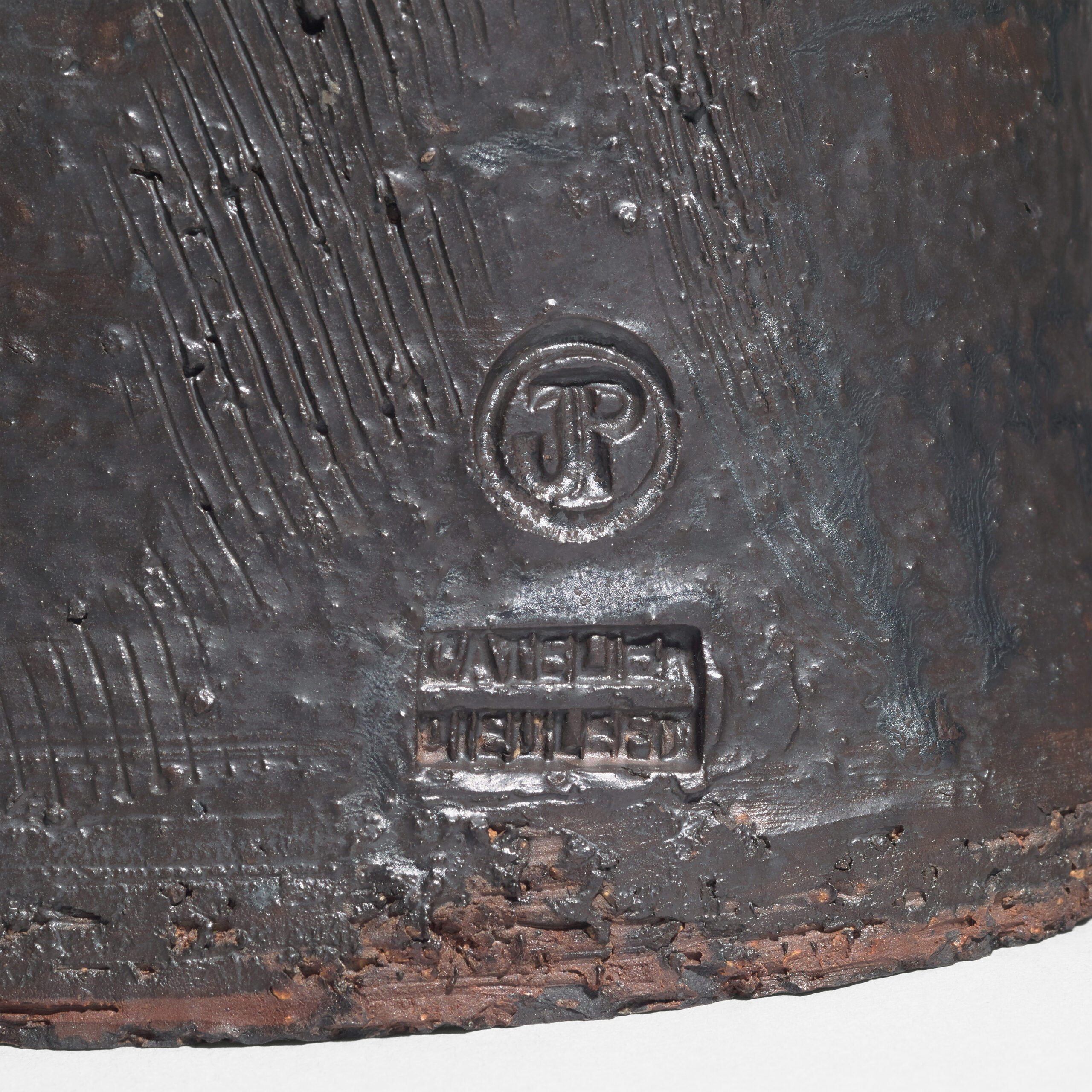 POUCHAIN_VASE_OISEAU_GM_NOIR_MORDORE_SIGN