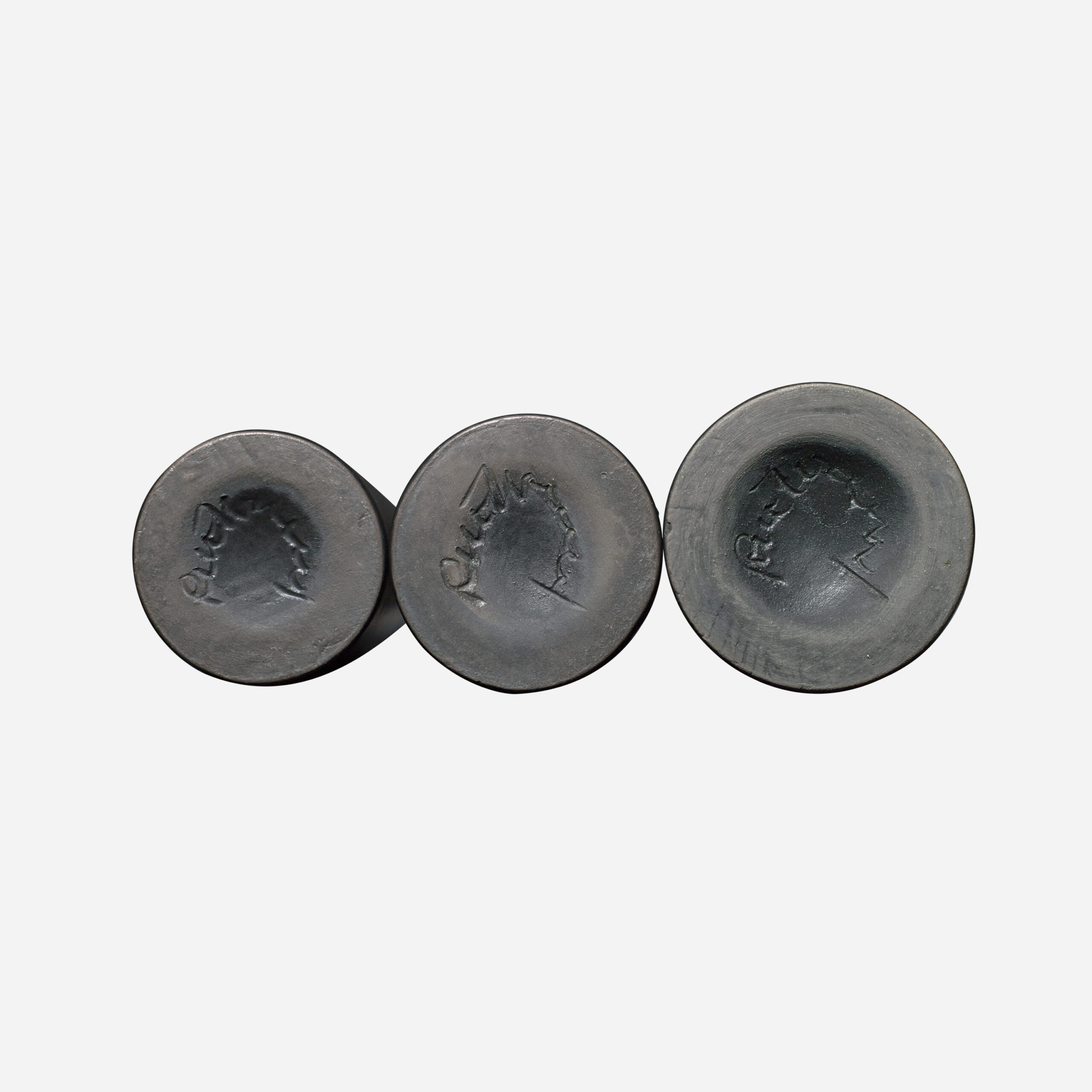 REULLAND_3_BOUT_FINES_NOIR_3_SIGN