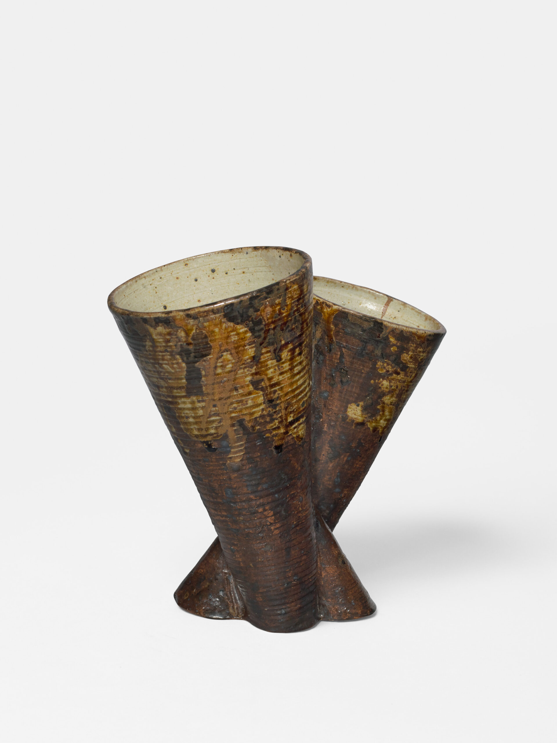 ROZAY_VASE_3_CONES_GRES_FACEB