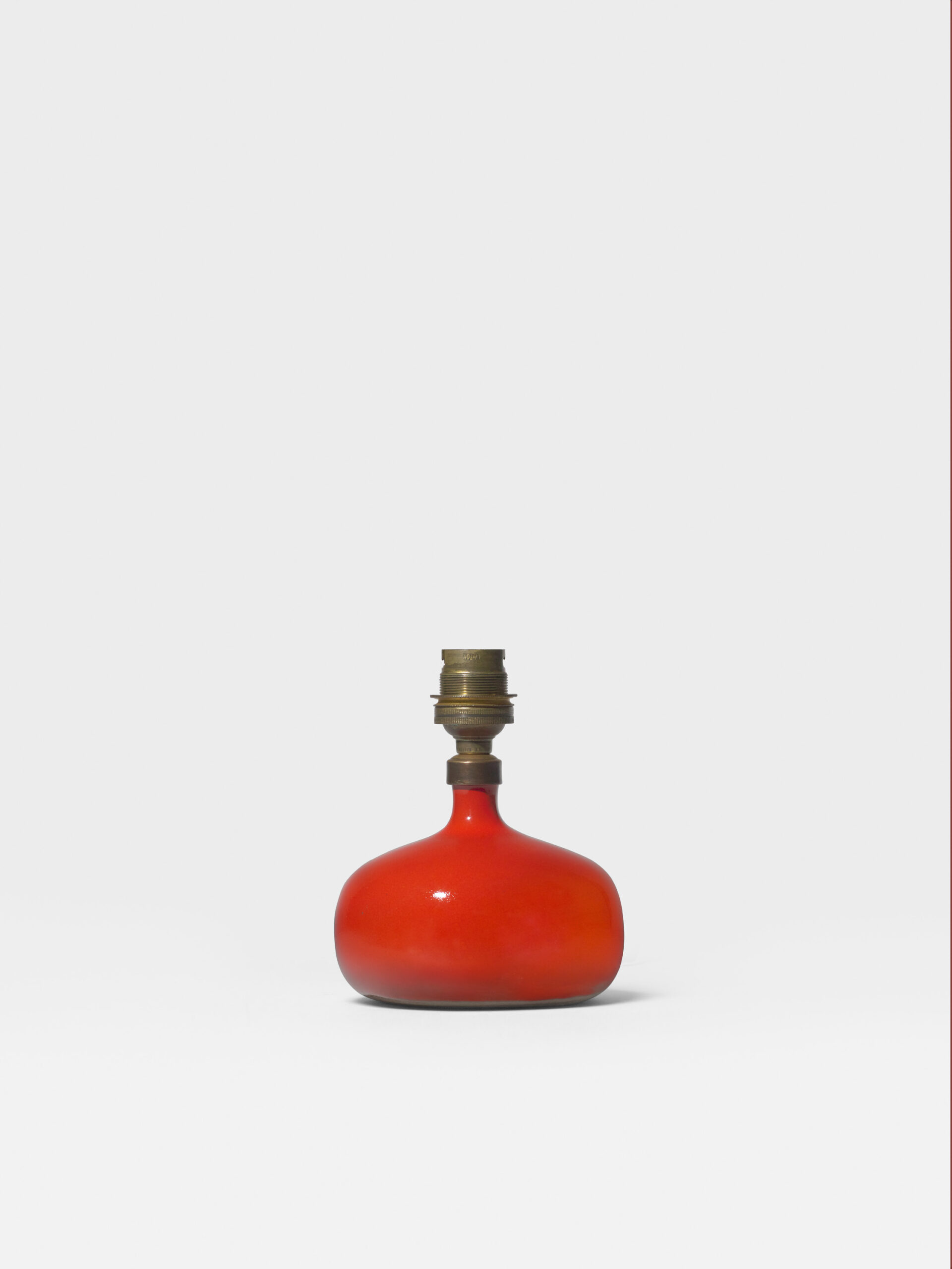 RUELLAND_LAMPE_APLATIE_PM_ROUGE_2