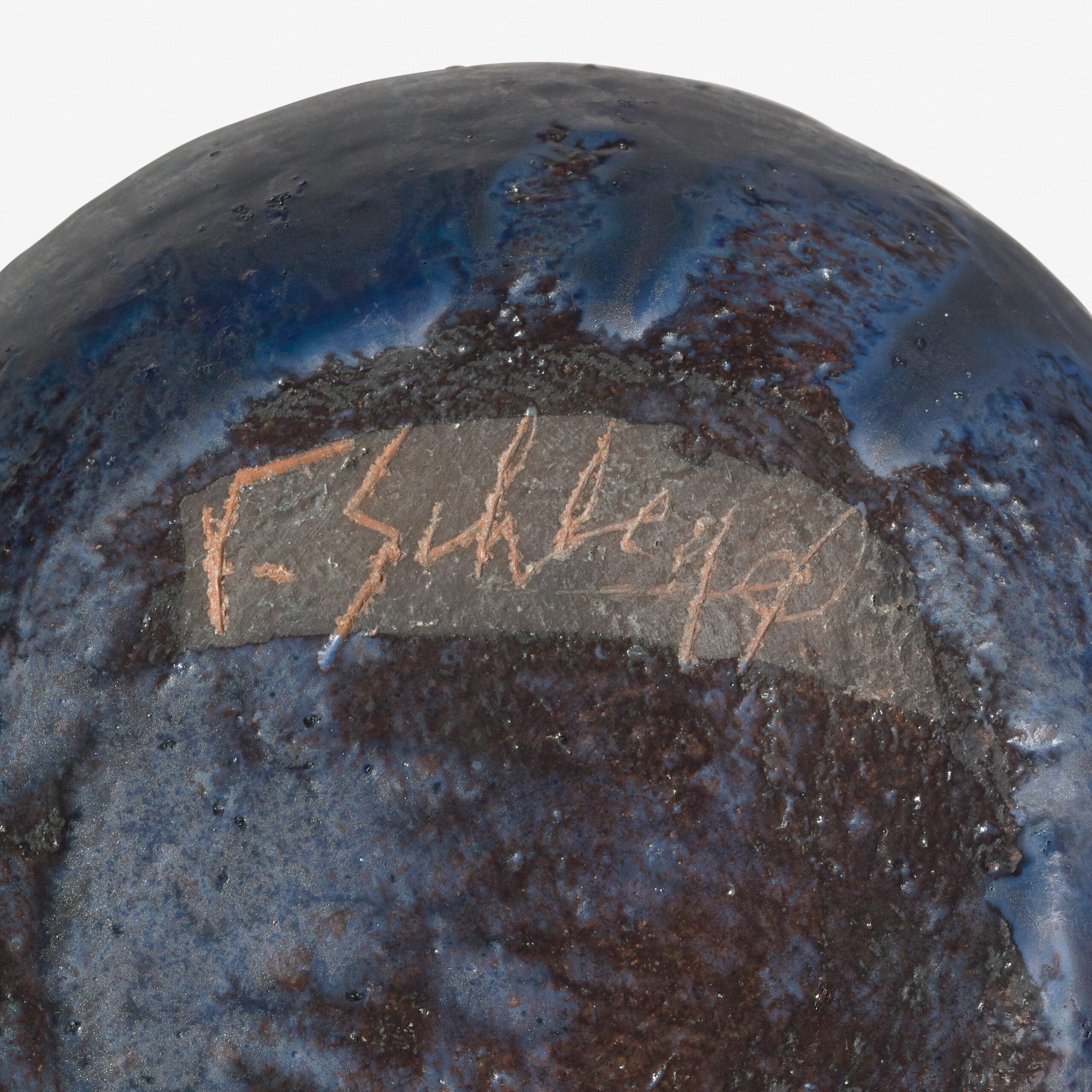 SCHLEGEL_COUPE_BOUGEOIR_BLEU_SIGN