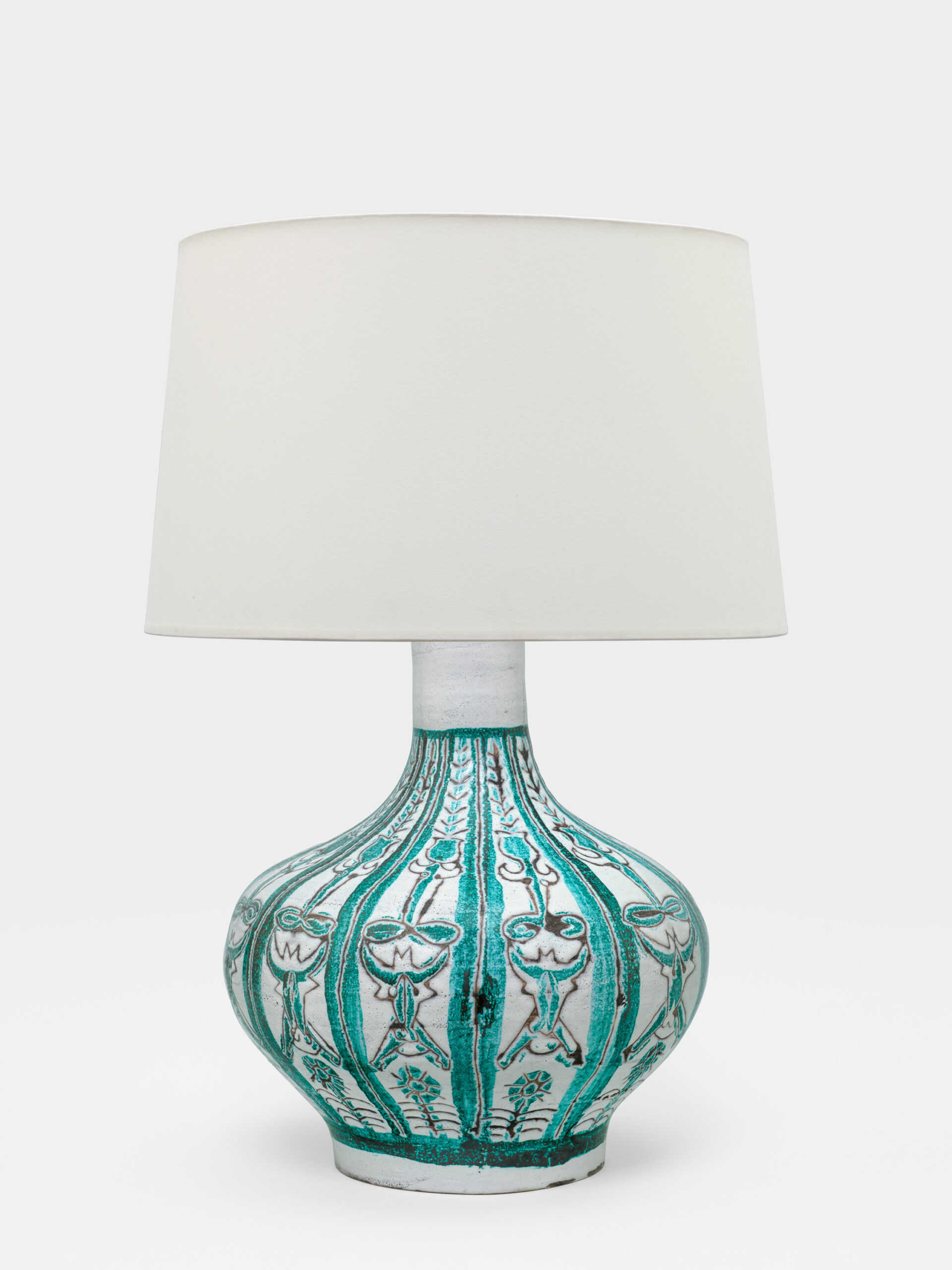 CAPRON_LAMPE_BALUSTRE_TAUREAUX_BLANC_VERT_NOIR_ABAT