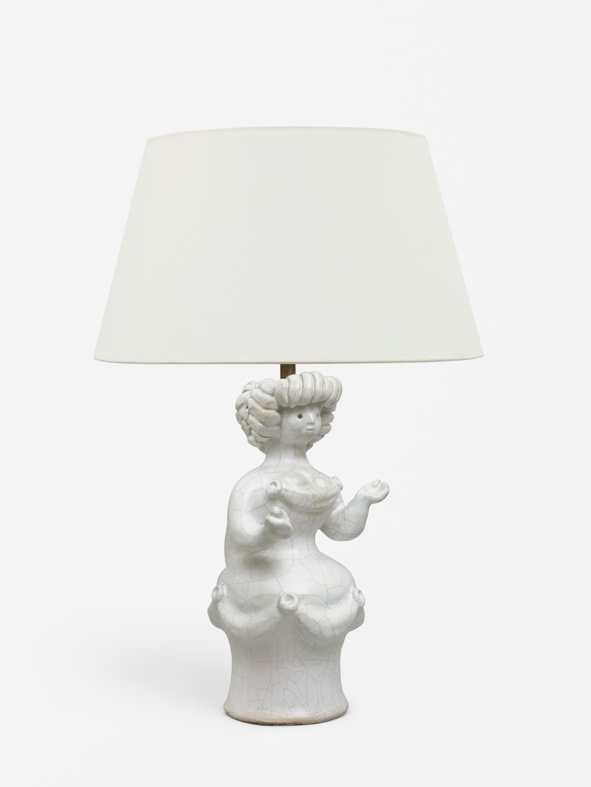 JOUVE_LAMPE_PICHET_FEMME_BLANC_CRAQ_TGQ_ABAT