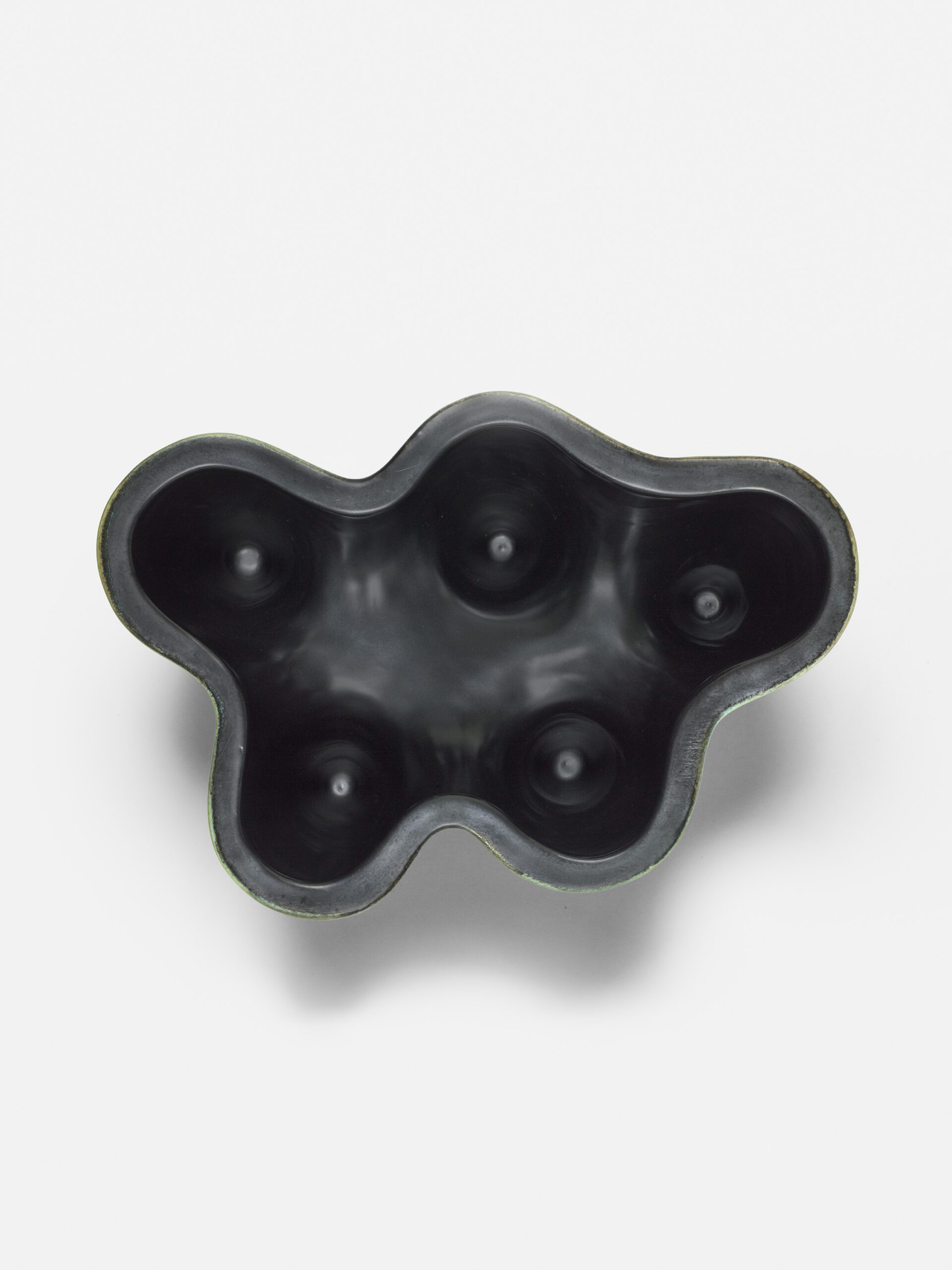 JOUVE_VASE_MOLAIRE_JAUNE_NOIR_2_DESSUS